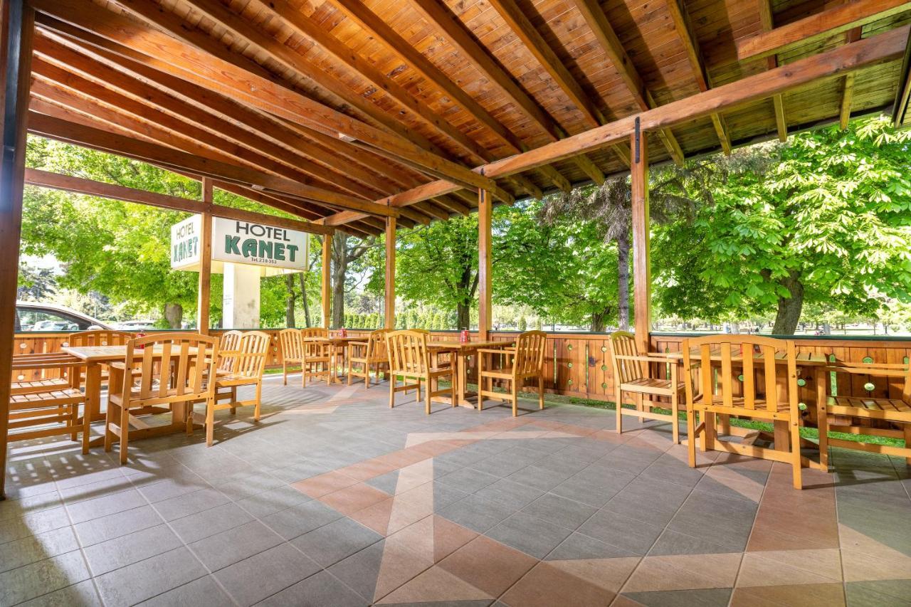 Hotel Kanet Szkopje Kültér fotó